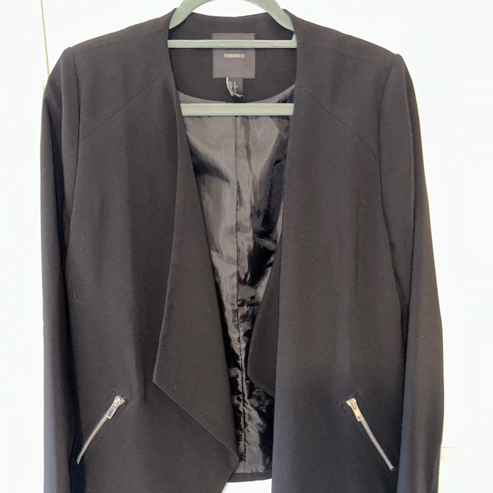 Forever 21 Open Front Black Blazer Small Womens Zip Pocket Asymmetrical Jacket